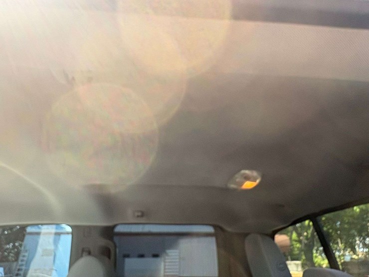 2013-ford-f150-xlt-image-32