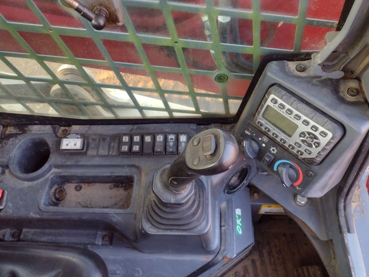 takeuchi-tl12v2-image-9