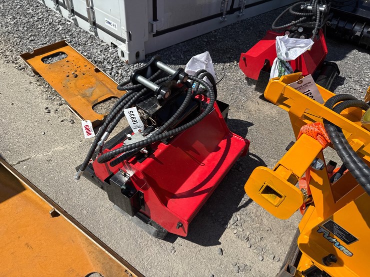 #6002-•-24"-excavator-flail-mower-image-2