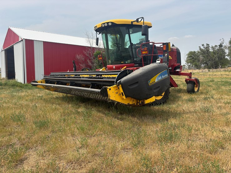 2013-new-holland-h8060-image-1