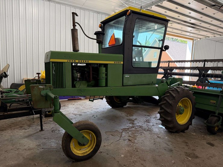 john-deere-2320-image-11