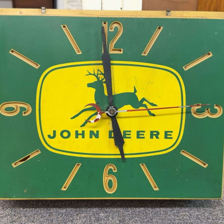 John Deere Dealer Clock
