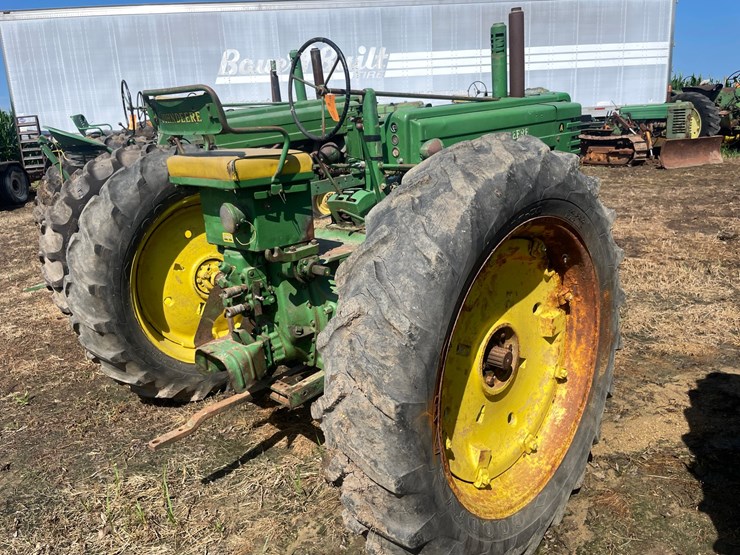 1952-john-deere-a-image-4