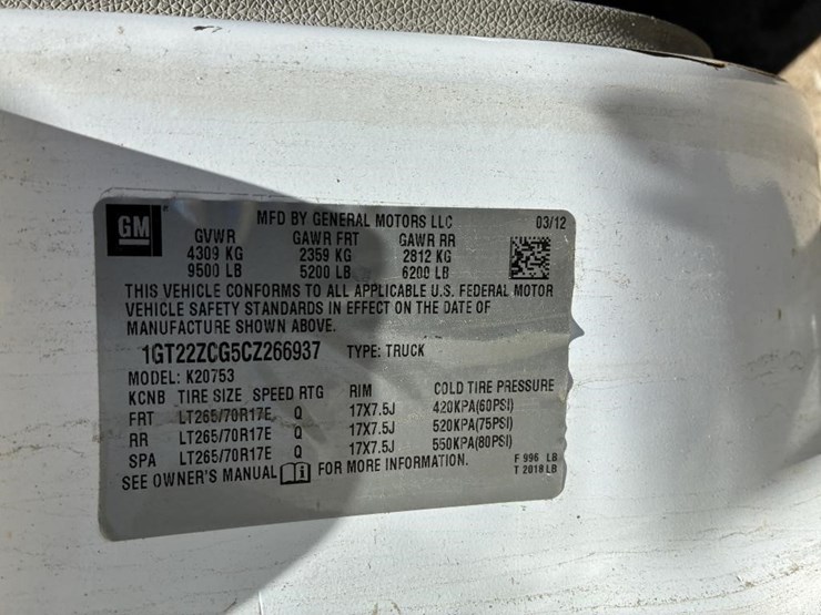2012-gmc-sierra-2500-image-32