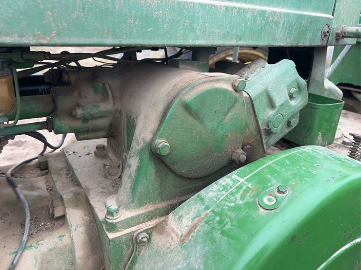 john-deere-70-image-46
