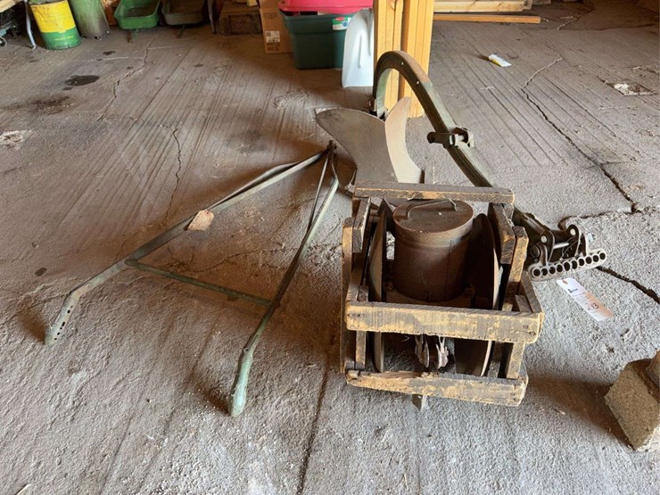 nos-john-deere-lister-planter-image-2