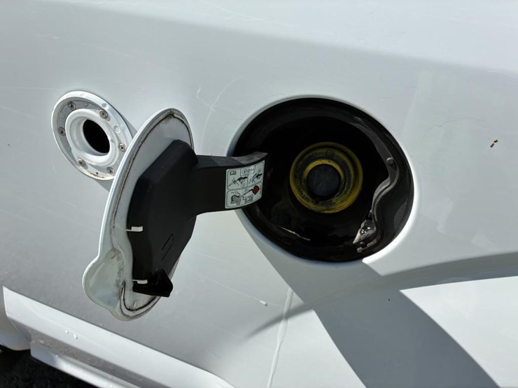 2016-ford-f150-image-8