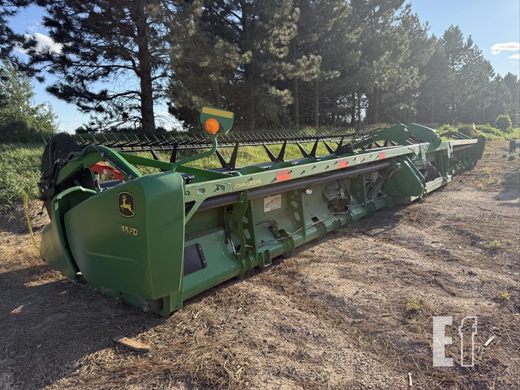 2019-john-deere-745fd-image-5