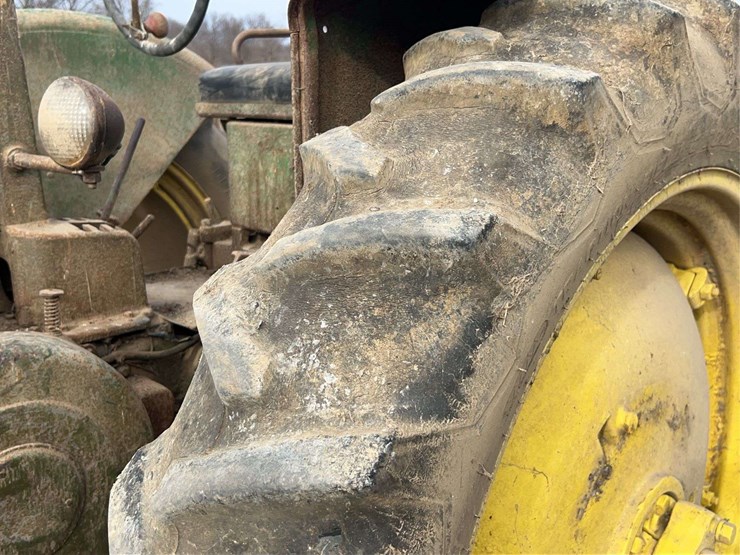 john-deere-model-b-image-48