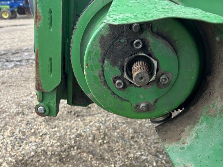 2007-john-deere-9760-sts-image-34