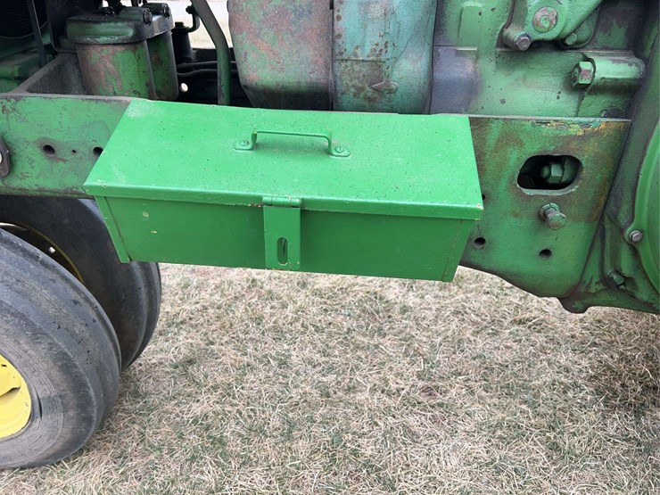 john-deere-720-image-60