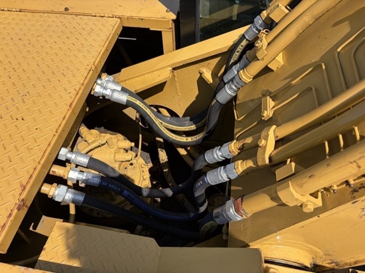 1990-caterpillar-el300b-image-21