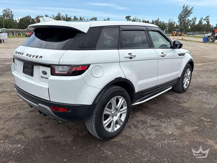 2016-land-rover-range-rover-image-3