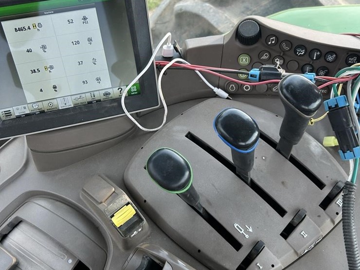 john-deere-6175r-image-57
