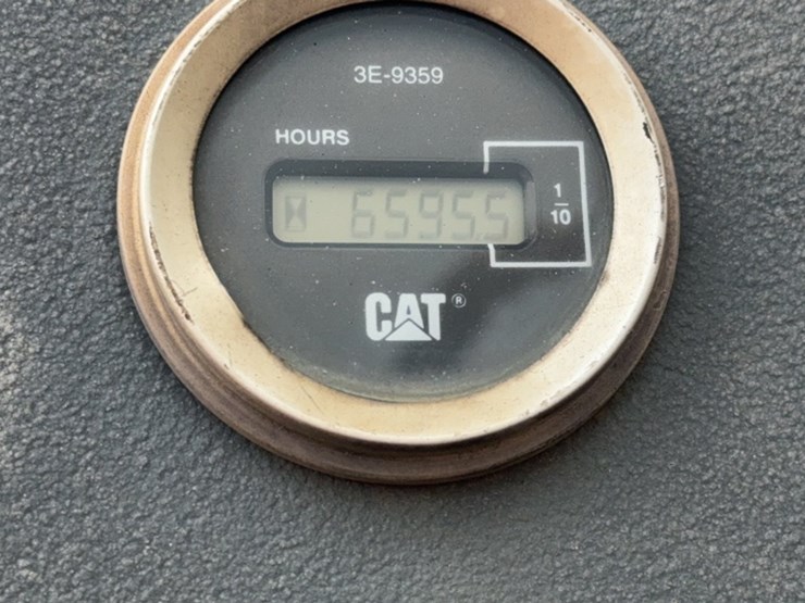 caterpillar-416c-image-8