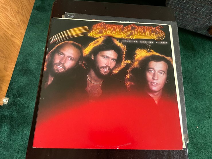 #7323-•-(4)-vinyl-records-image-7
