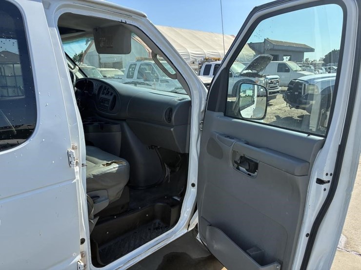 2007-ford-e350-image-20