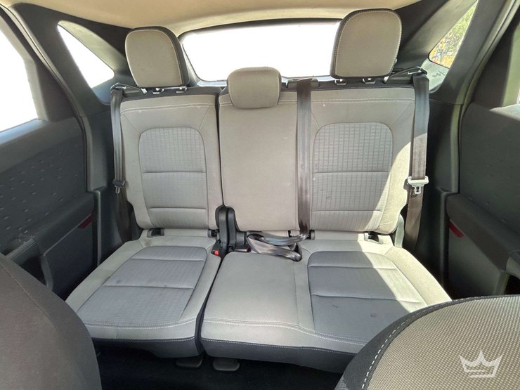 2020-ford-escape-image-21