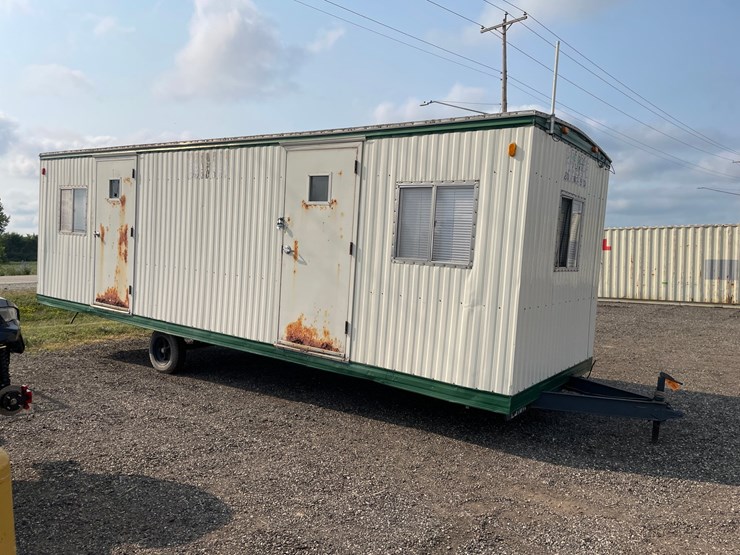 #4483-•-26'-single-axle-job-trailer-image-3