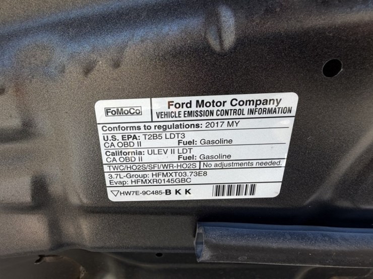 2017-ford-explorer-image-14