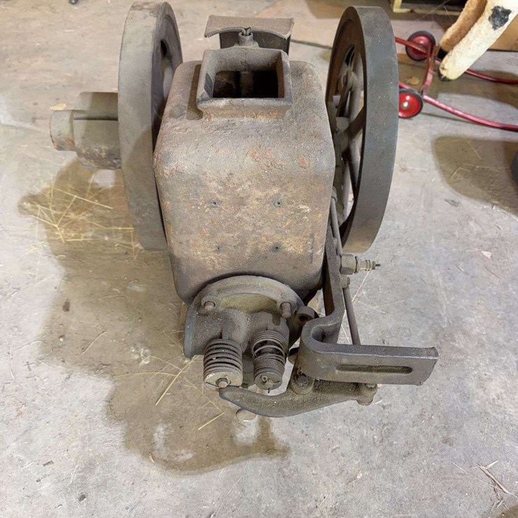 Hit and Miss Engine