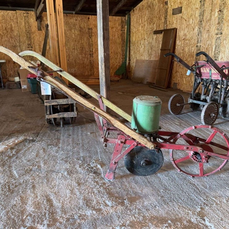 John Deere Walking Planter