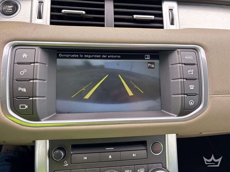 2016-land-rover-range-rover-image-18