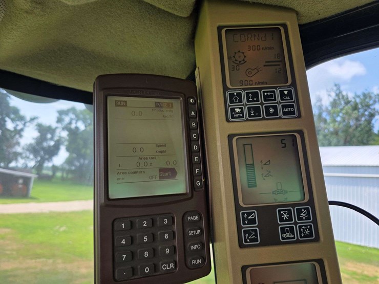 2007-john-deere-9760-sts-image-66