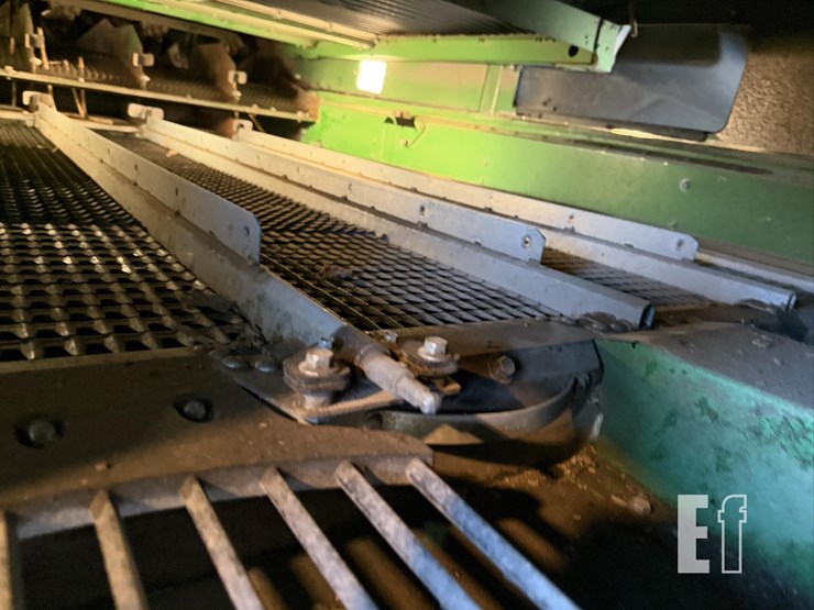 2020-john-deere-s790-image-27