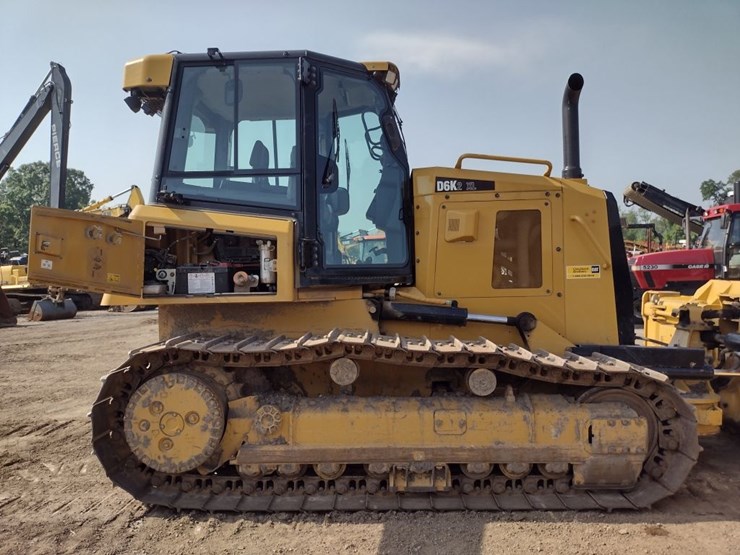 caterpillar-d6k2-xl-image-27