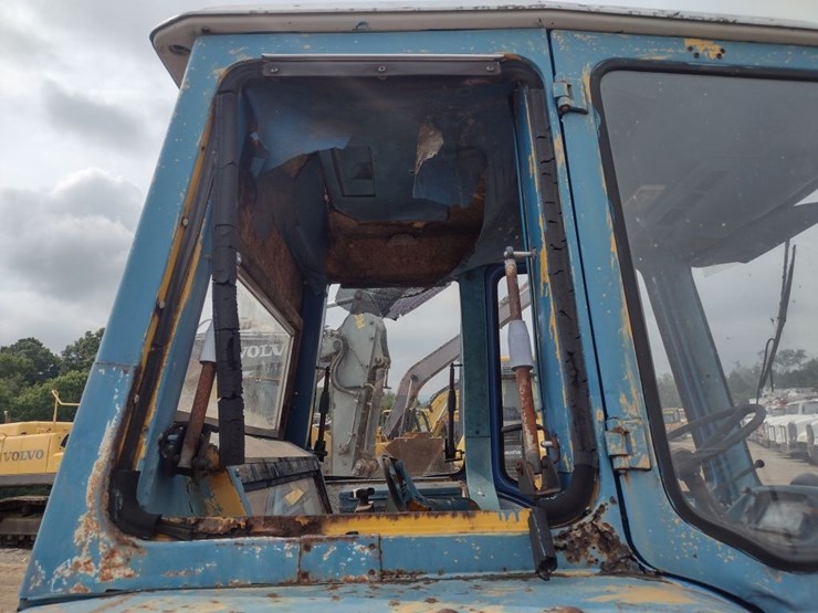 ford-3000-image-24
