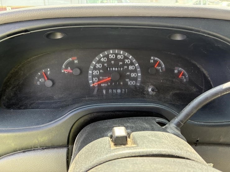 2002-ford-e350-image-21