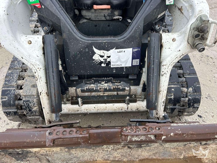 2022-bobcat-t62-image-17
