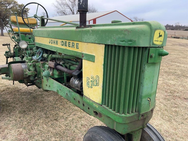 john-deere-520-image-10