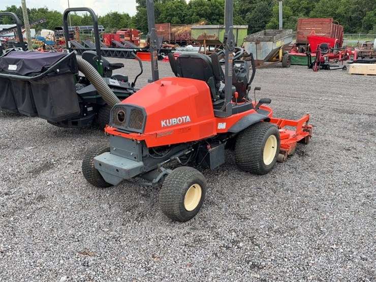 kubota-f2690-image-7