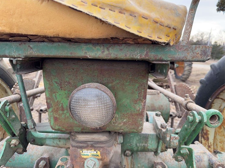 john-deere-b-image-31