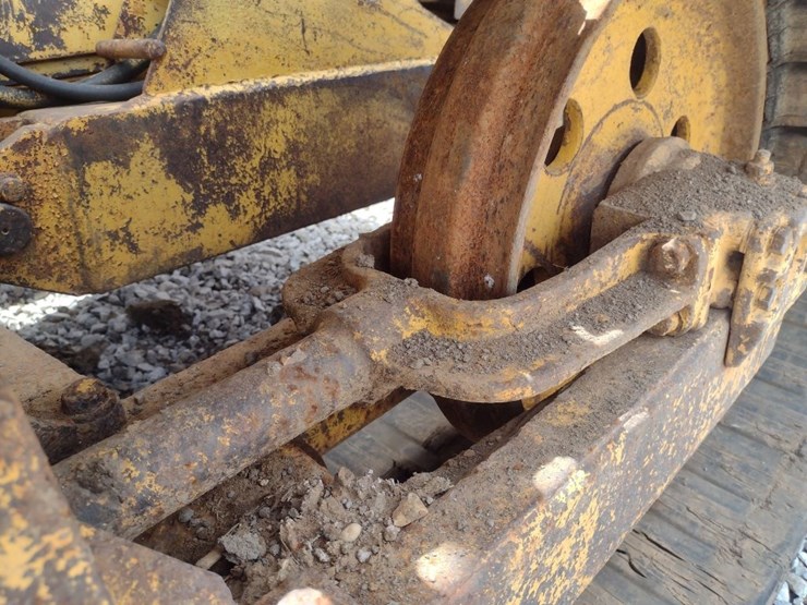 komatsu-d20p-image-25