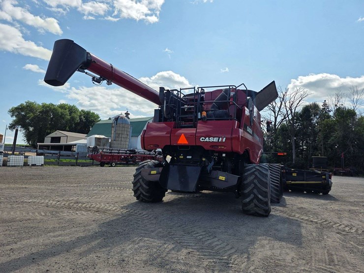 2013-case-ih-8230-image-15