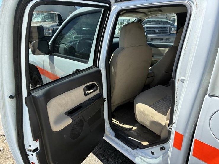 2008-chevrolet-colorado-image-12