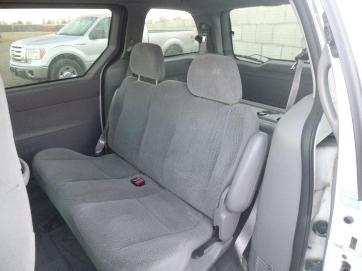 2002-ford-windstar-image-14