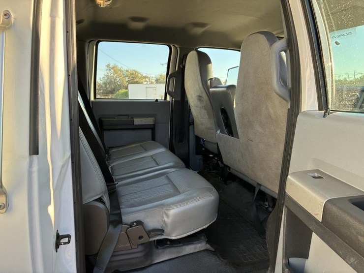 2016-ford-f650-xlt-image-15