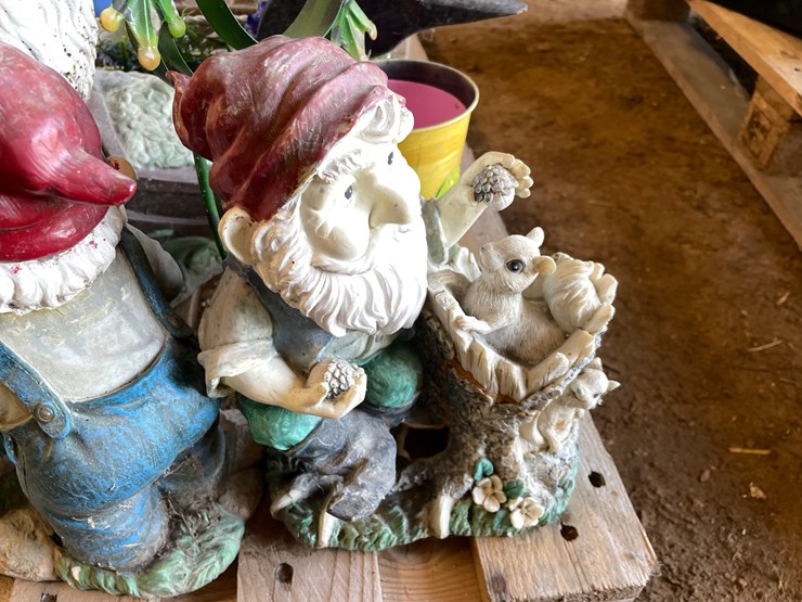 #4721-•-garden-items-image-8