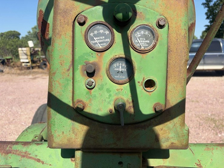 john-deere-70-image-83