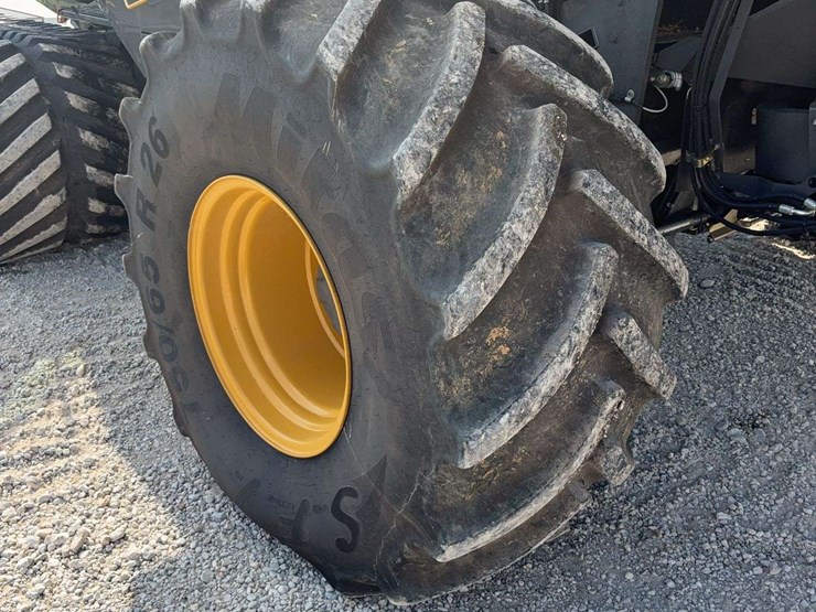 2021-claas-lexion-760-image-22