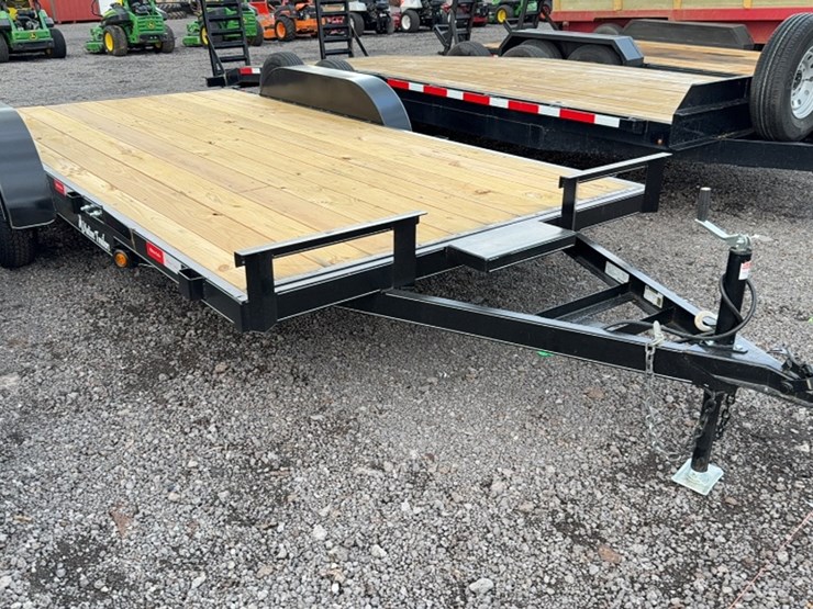 #3053-•-2026-native-16'-bumper-pull-trailer-image-2
