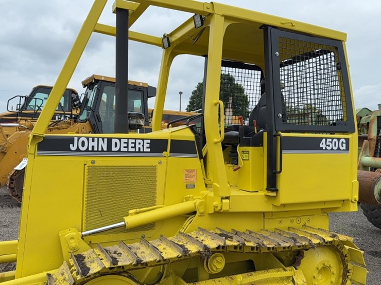 john-deere-450-image-9