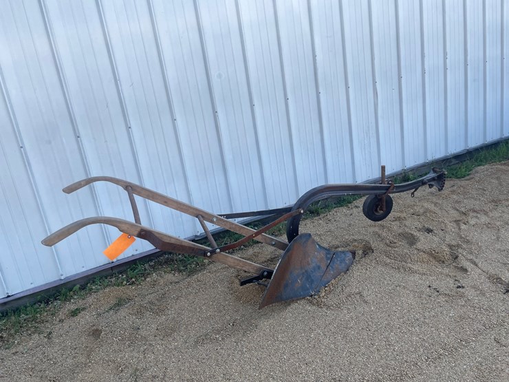 #4687-•-walk-behind-single-bottom-plow-image-3