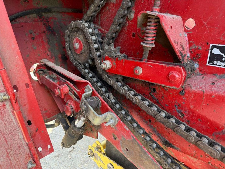 new-holland-664-image-20