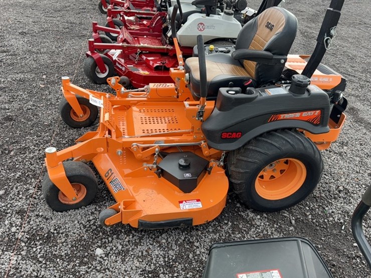 #3094-•-scag-tiger-cat-ii-zero-turn-mower-image-11