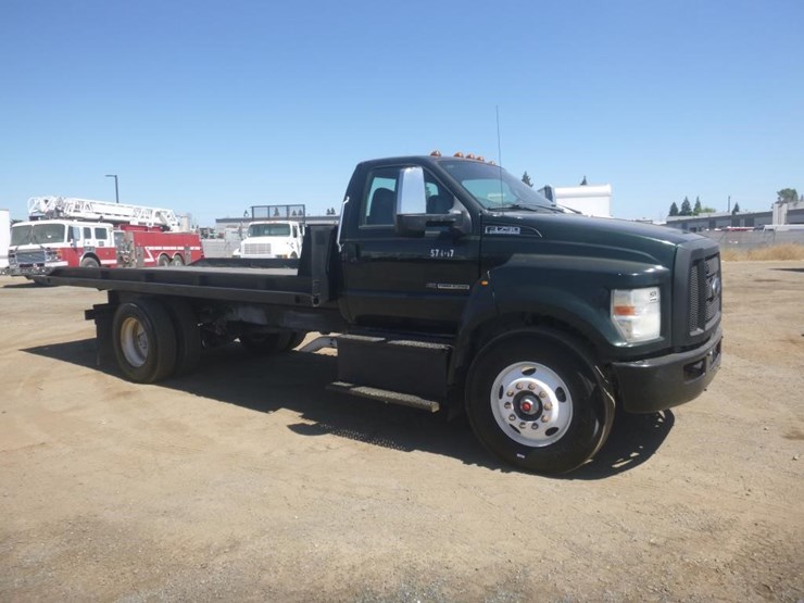 2017-ford-f750-image-2